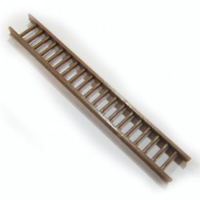 Escalera madera plástico